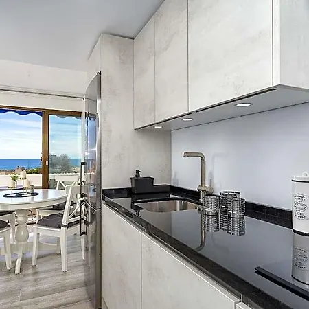 White In La Cala De Ref 54